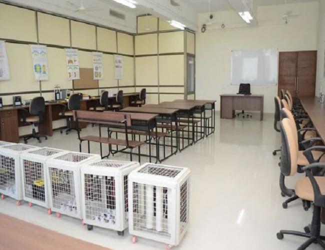 Faculty of Engineering Sciences & Technology, Adani University Ahmedabad Facilities photo 2